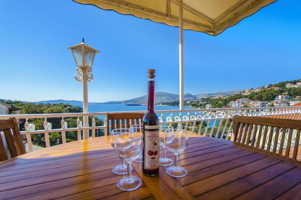 Three Bedroom Apartment With Amazing Sea View Trogir Dış mekan fotoğraf